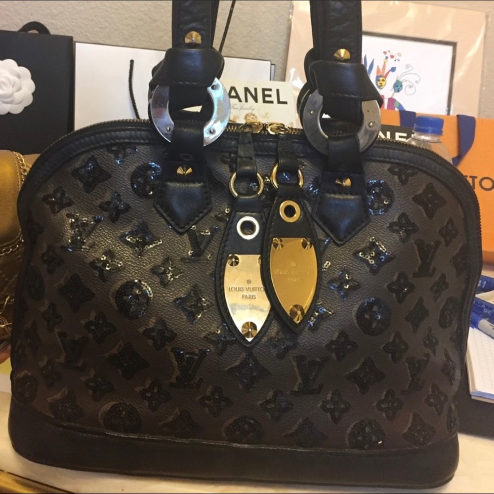 Louis Vuitton Alma Eclipse MM